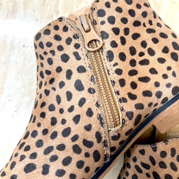 Cheetah Print Kids Boots size 13 - Picture 4 of 4